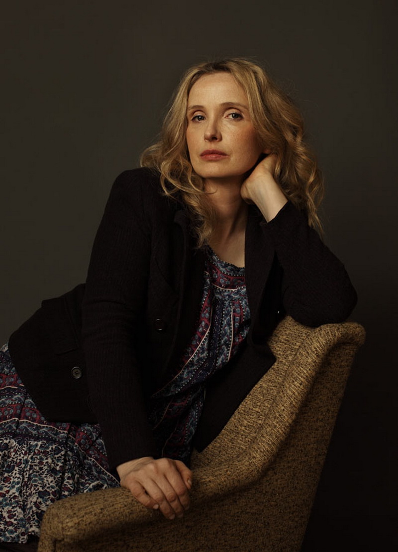 Julie Delpy Height and Weight-3