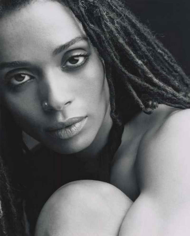 Lisa Bonet Height and Weight-1