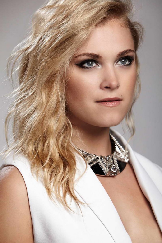 eliza taylor sexy