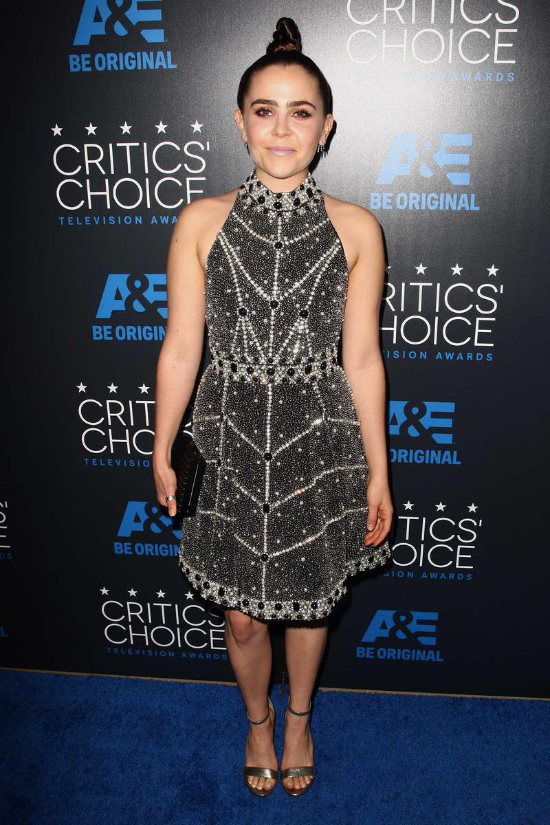 Mae Whitman Height and Weight-2