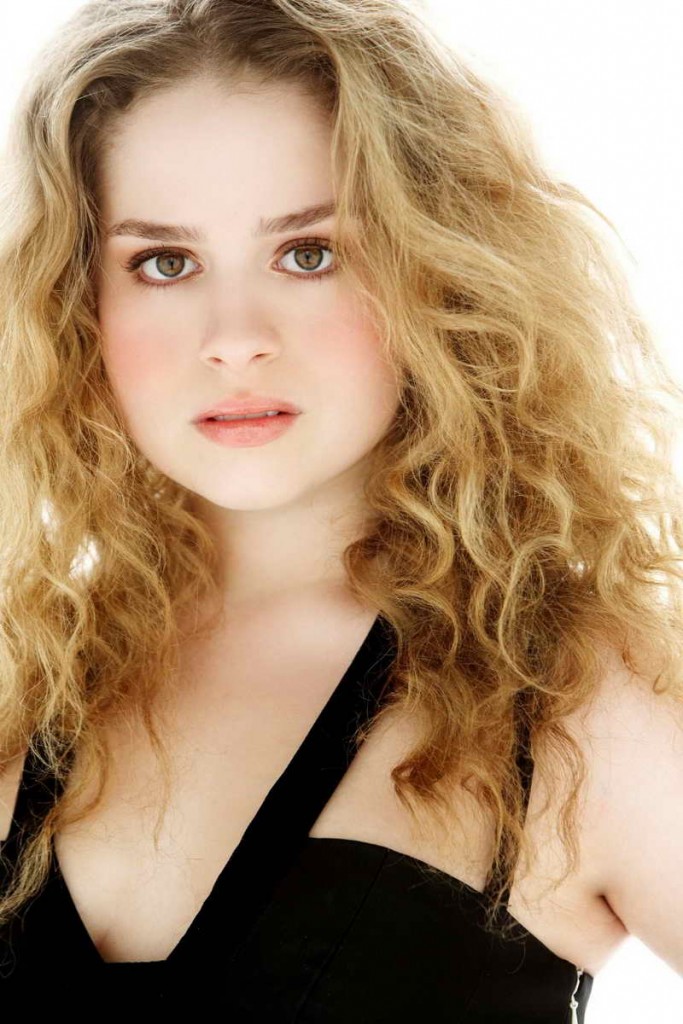 Next photo of Allie Grant