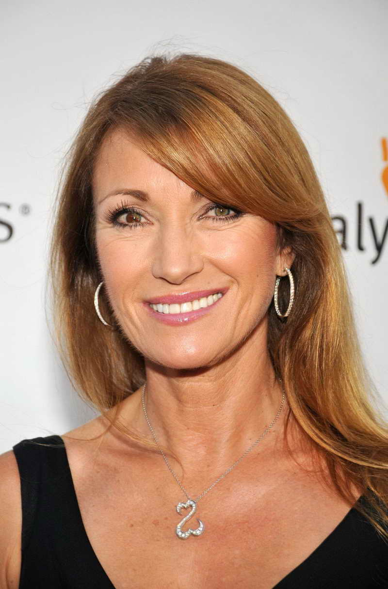 Jane Seymour Height and Weight-1