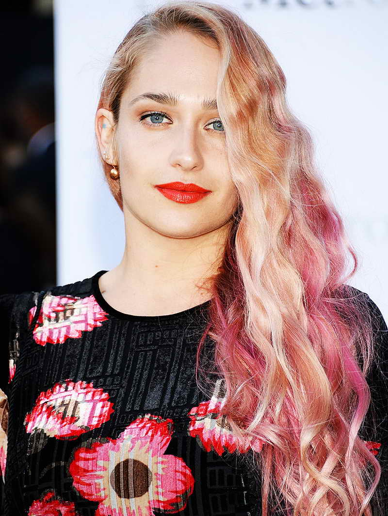 Jemima Kirke Height and Weight-1