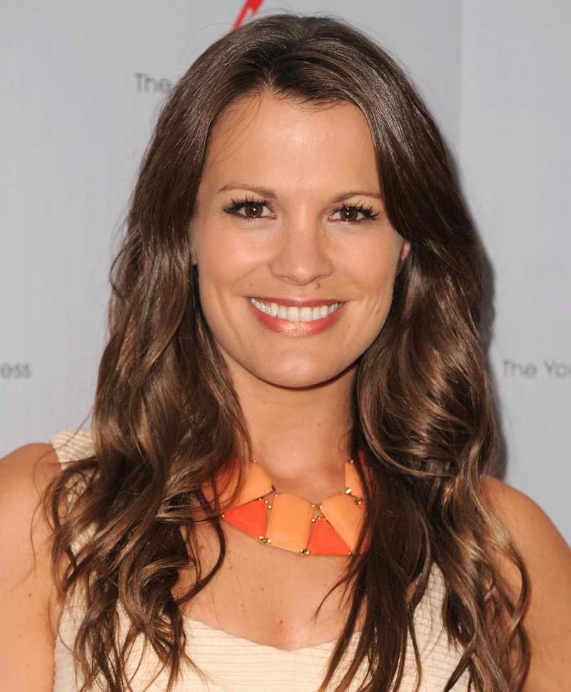 Melissa Claire Egan Height and Weight-2