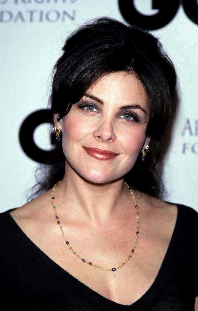 Sherilyn Fenn Height and Weight-2