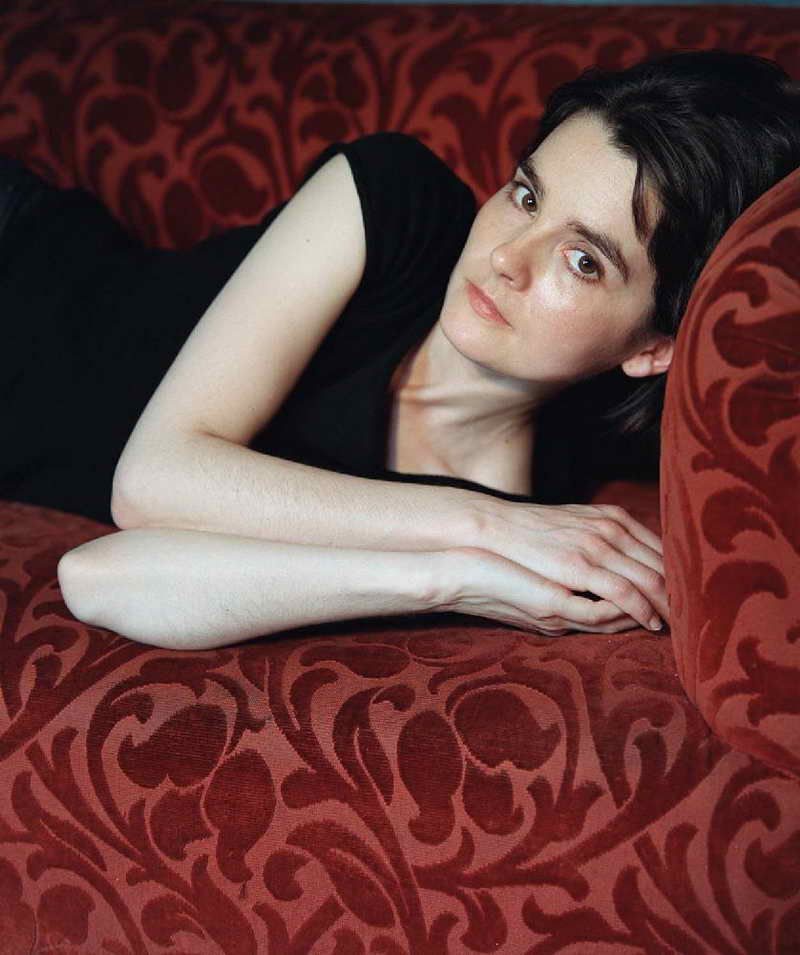 Shirley Henderson Height and Weight-1