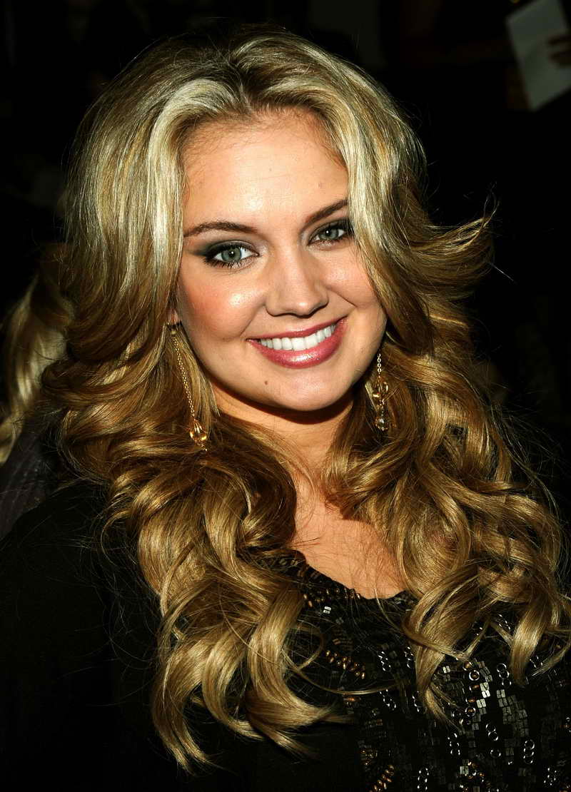 Tiffany Thornton Height and Weight-2