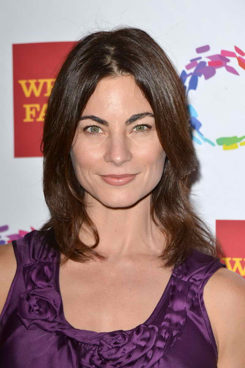 Traci Dinwiddie Height and Weight-2