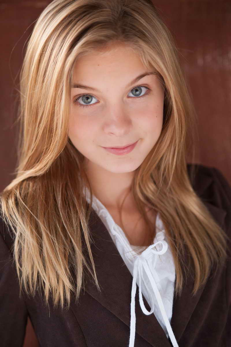 Brighton Sharbino Height and Weight-1