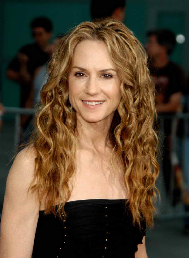 Holly Hunter Height and Weight-1