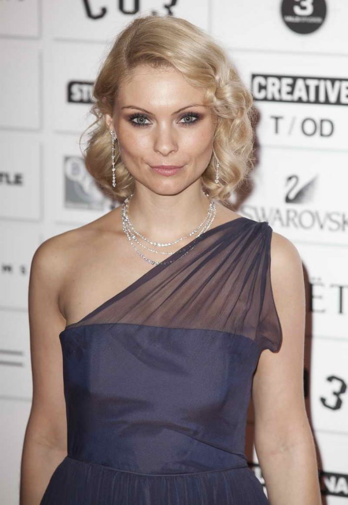 MyAnna Buring Height and Weight Celebrity Weight Page 3