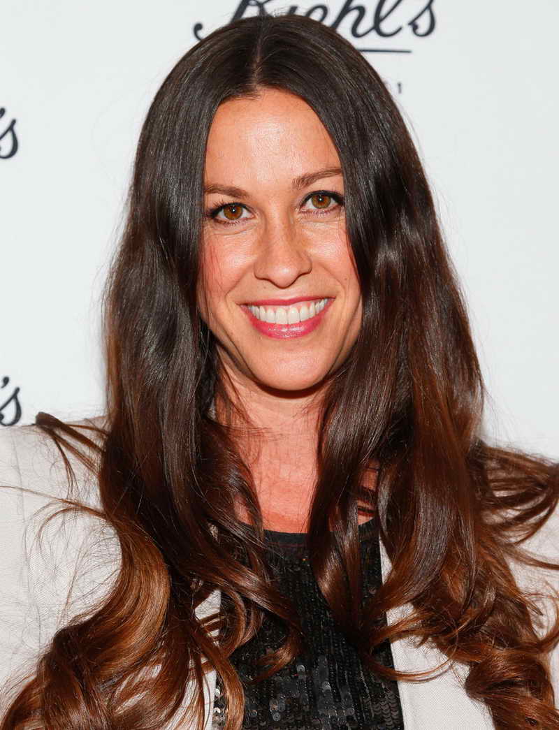 Alanis Morissette Bio Age Net Worth Husband Body Measurements Images