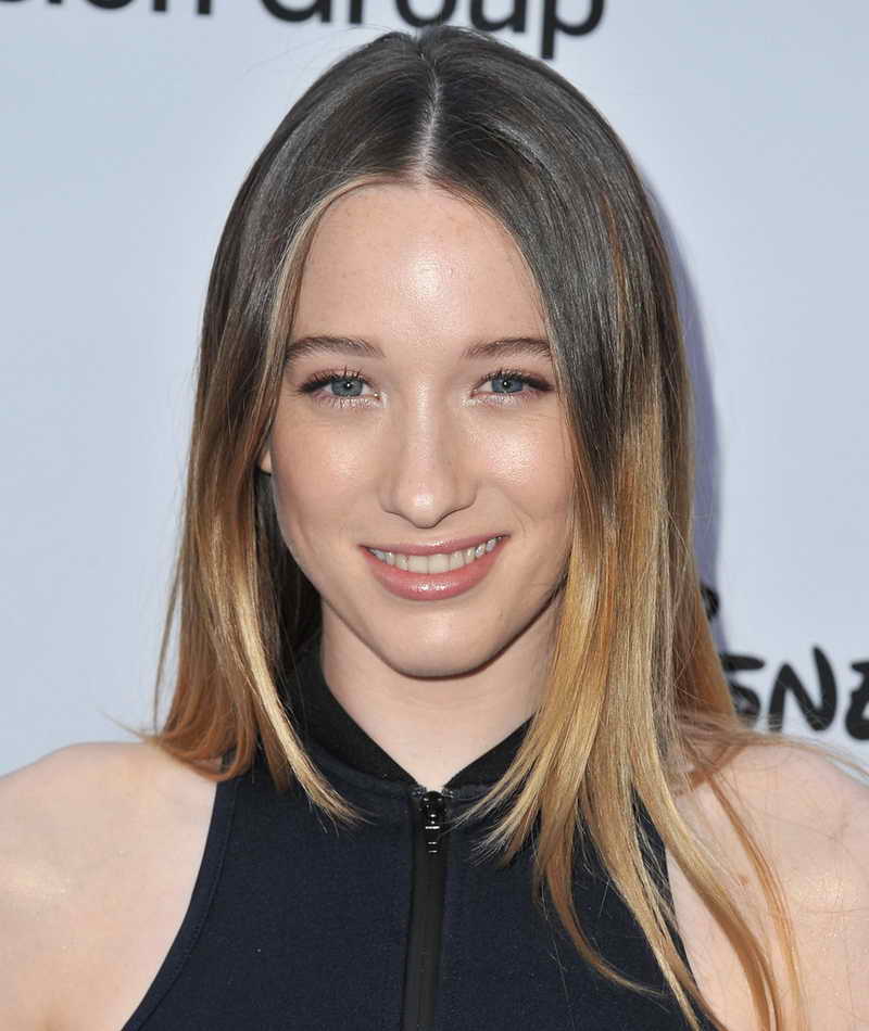 Sophie Lowe Height and Weight-2