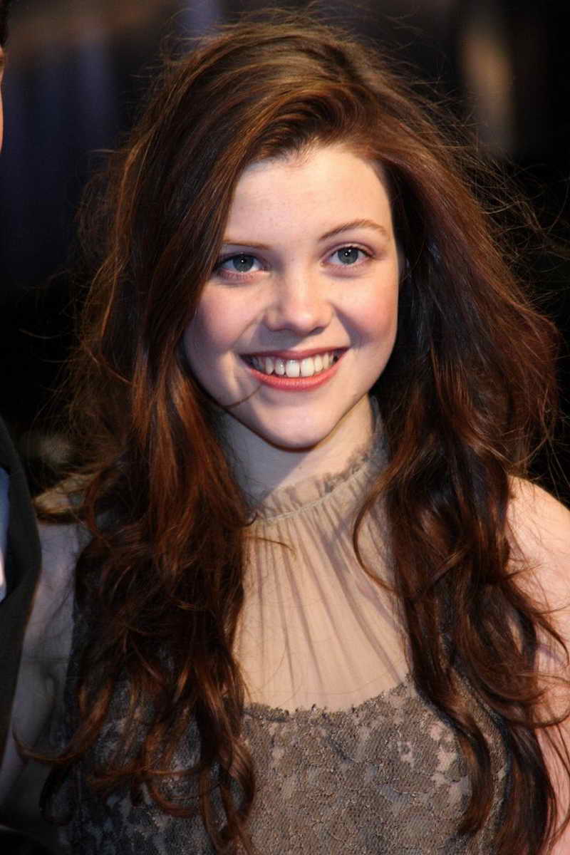 Georgie Henley Height and Weight-1