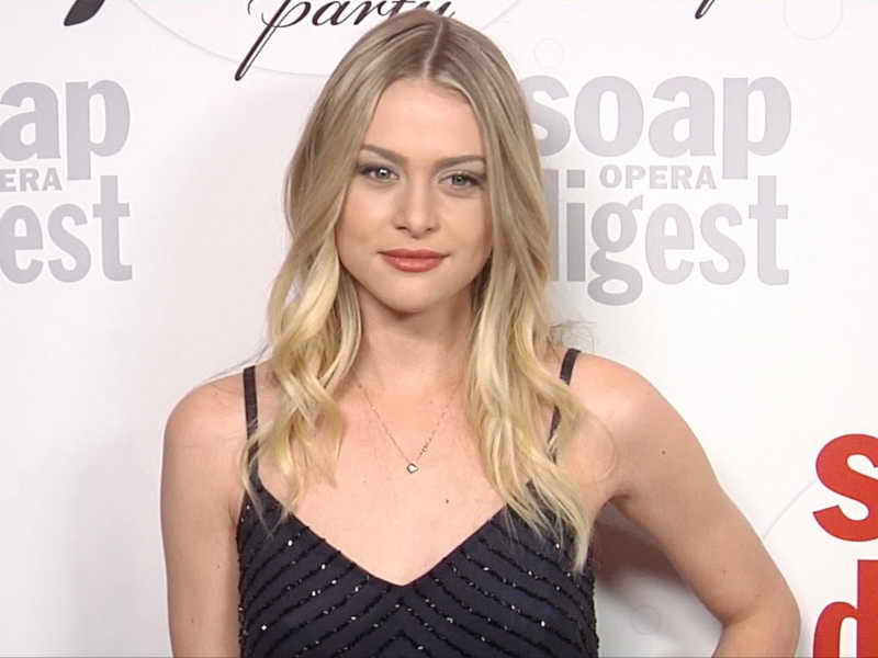 Hayley Erin Height and Weight-2