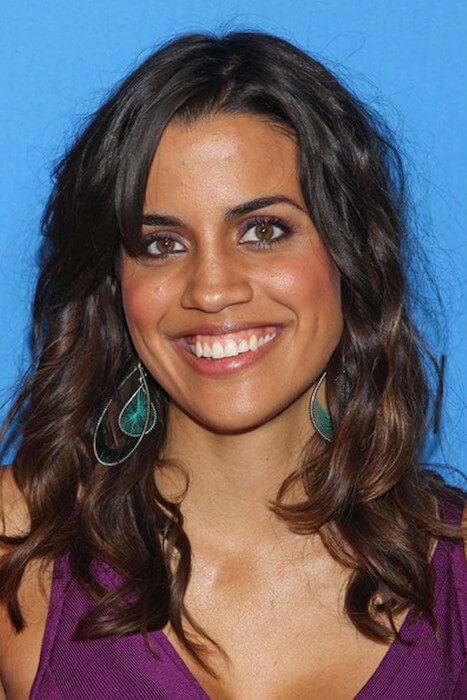 Actress Natalie Morales Height and Weight