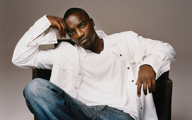 Akon Height and Weight