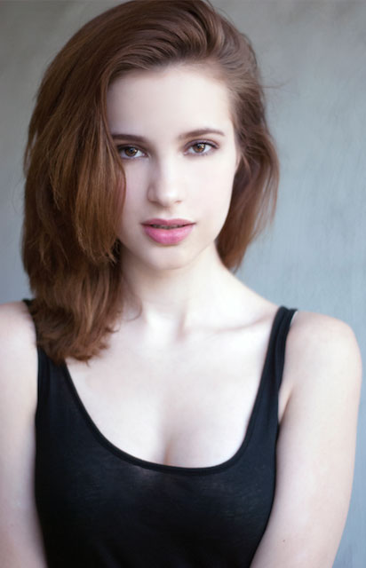 Alexia Fast Height and Weight