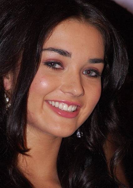 Amy Jackson Height and Weight