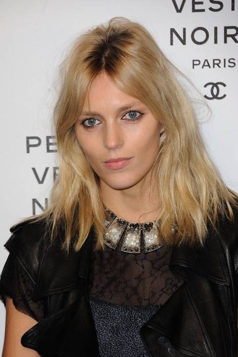 Anja Rubik Height and Weight