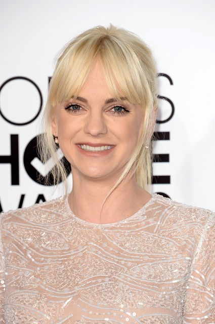 Anna Faris Height and Weight