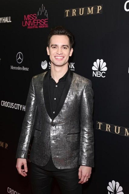 brendon-urie-height-and-weight-celebrity-weight-page-3