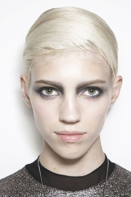 Devon Windsor Height and Weight