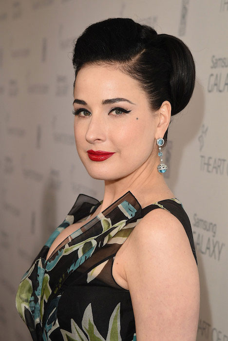 Dita Von Teese Height and Weight