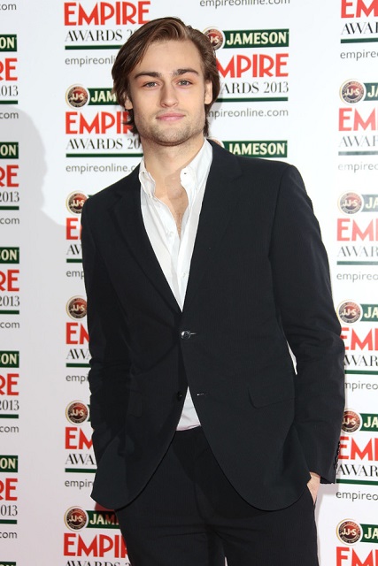 Douglas Booth Height and Weight