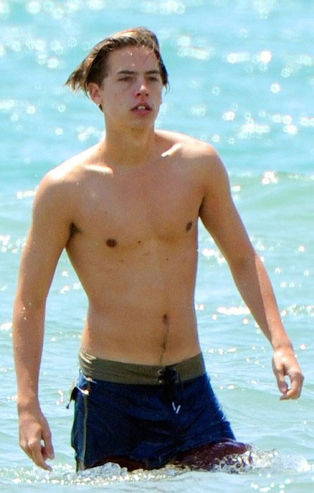 Dylan Sprouse Height and Weight