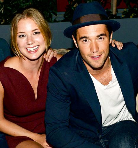 Emily VanCamp Height and Weight