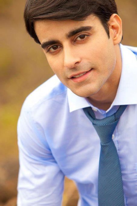 Gautam Rode Height and Weight