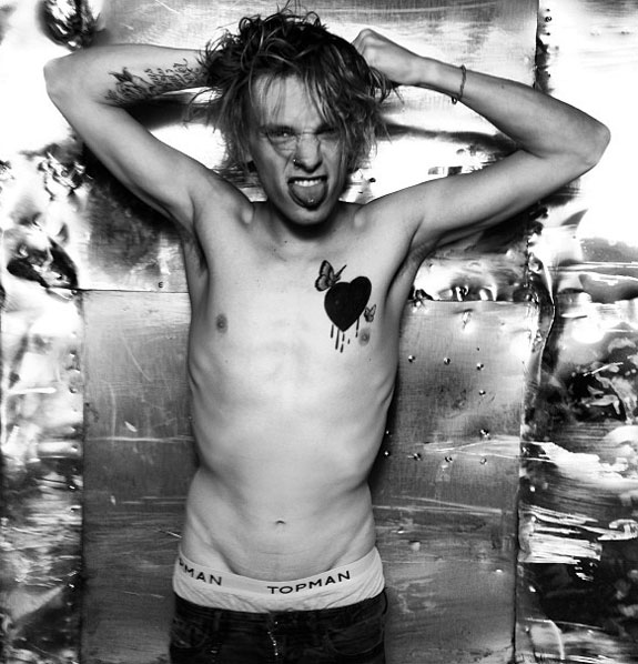 Jamie Campbell Bower Height and Weight