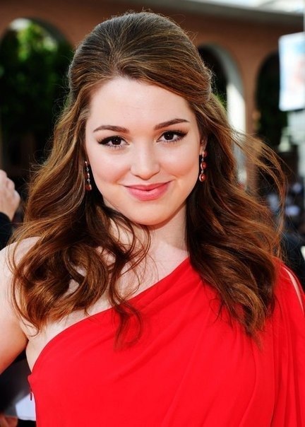 Jennifer Stone Height and Weight