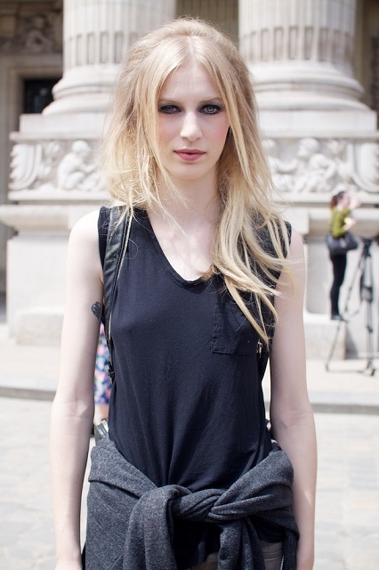 Julia Nobis Height and Weight