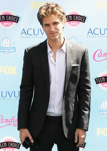 Keegan Allen Height and Weight