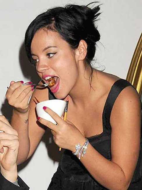 Lily Allen Diet Plan, Workout and Fitness Routine