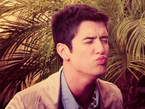 Logan Henderson Height and Weight