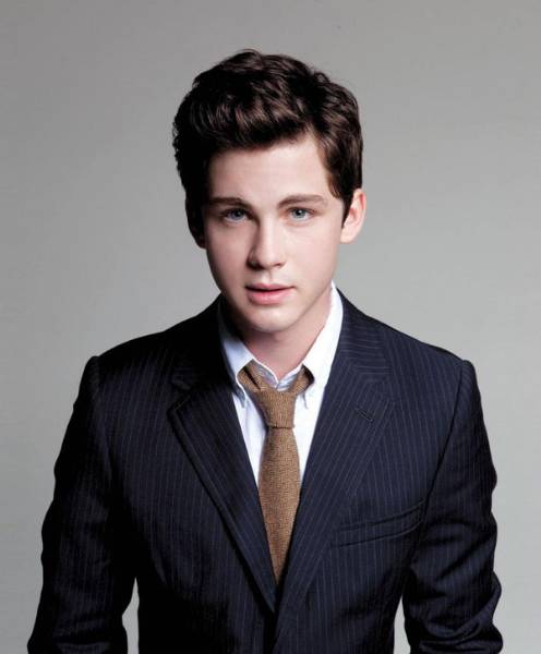 Logan Lerman Height and Weight Trivia