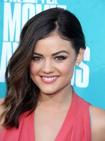 Lucy Hale Height and Weight