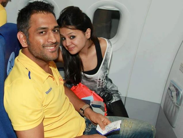 Mahendra Singh Dhoni Height and Weight