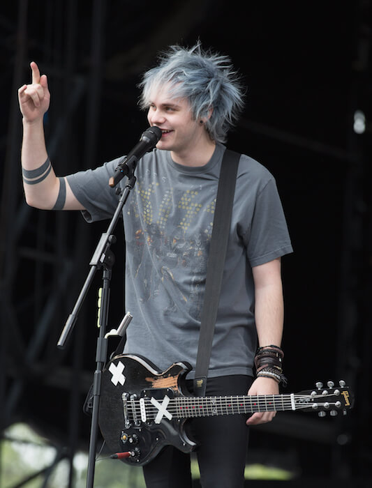 Michael Clifford Height and Weight
