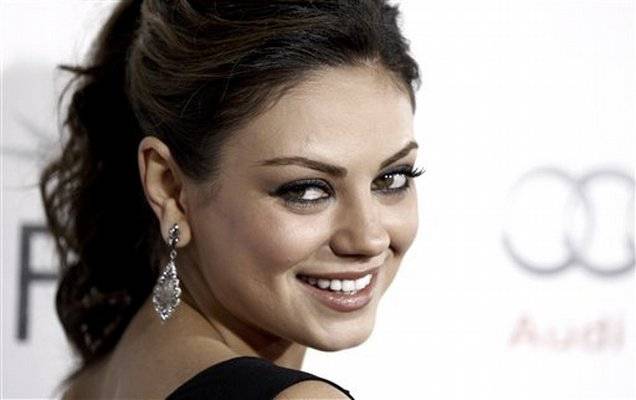 Mila Kunis Height and Weight