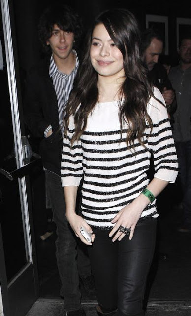 Miranda Cosgrove Height and Weight