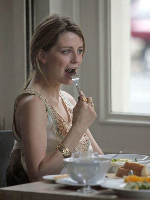 Mischa Barton Diet Plan and Workout Routine