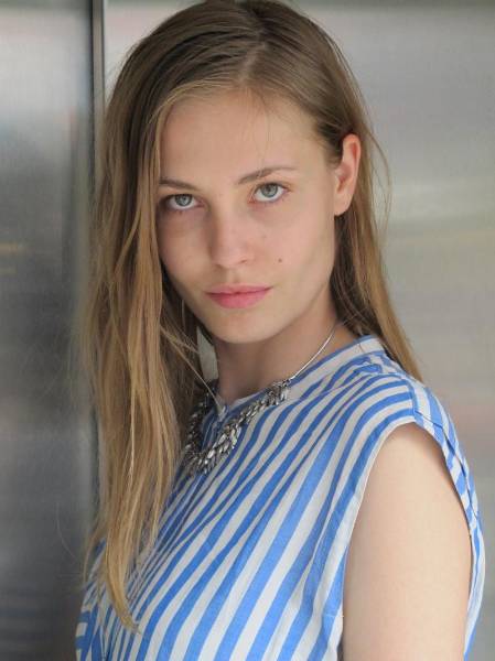 Model Nadja Bender Height and Weight