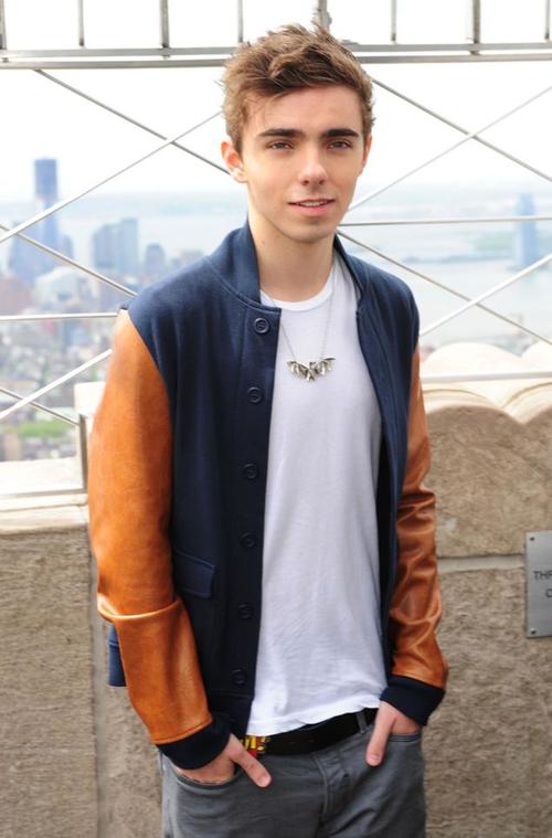 Nathan Sykes Height and Weight