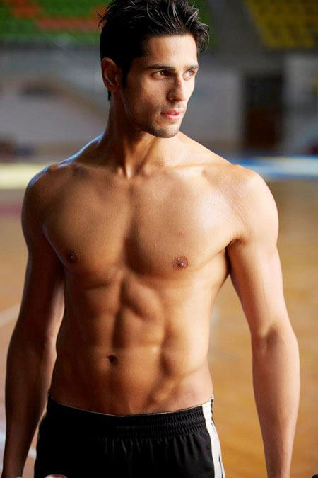 Sidharth Malhotra Height and Weight