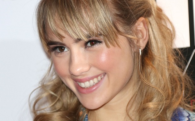 Suki Waterhouse Height and Weight